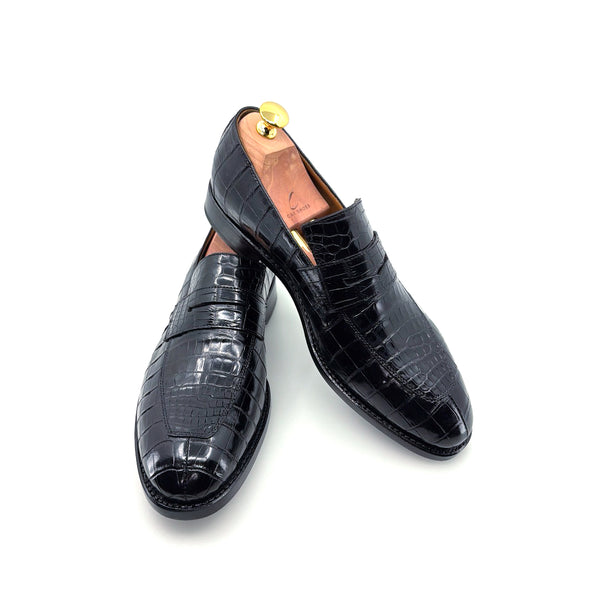 Ugo Vasare Alligator Penny Loafer - Black
