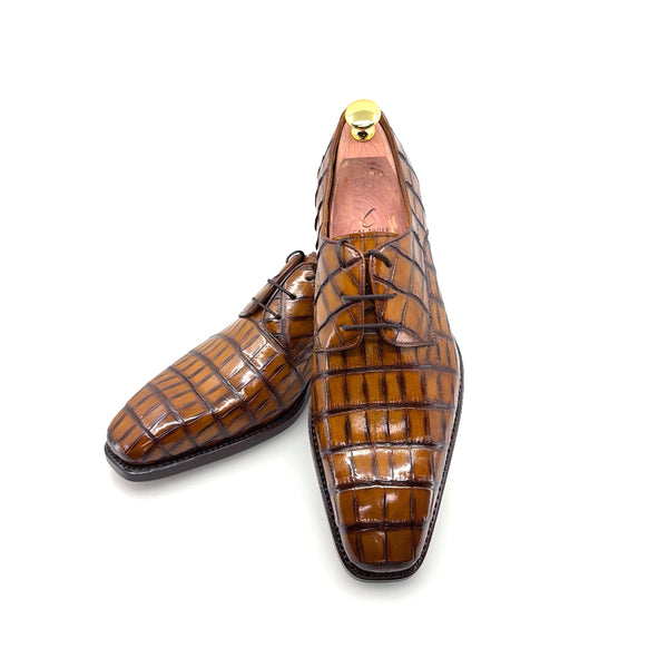 Ugo Vasare Alligator Lace-Up Shoe - Caramel
