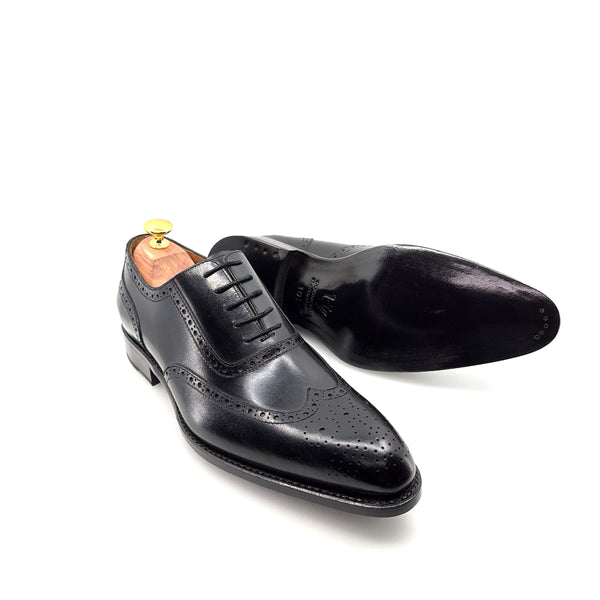 Ugo Vasare Wingtip Calfskin Oxford - Black