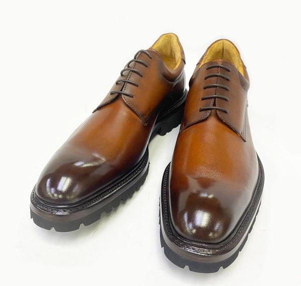 Ugo Vasare "Mason" Oxford-Tobacco