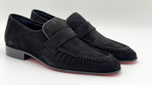 Style: 24144-Black Suede