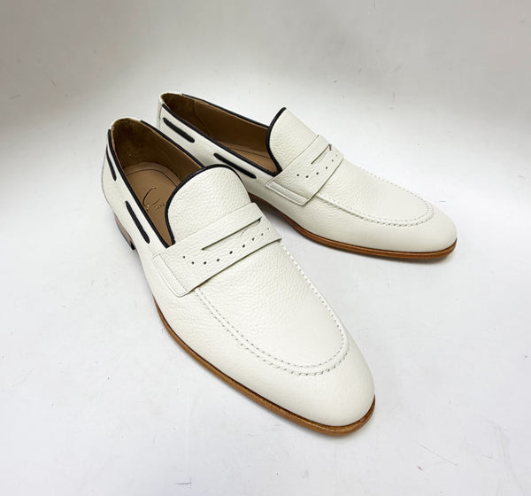 Style: 25190-Bone/Black