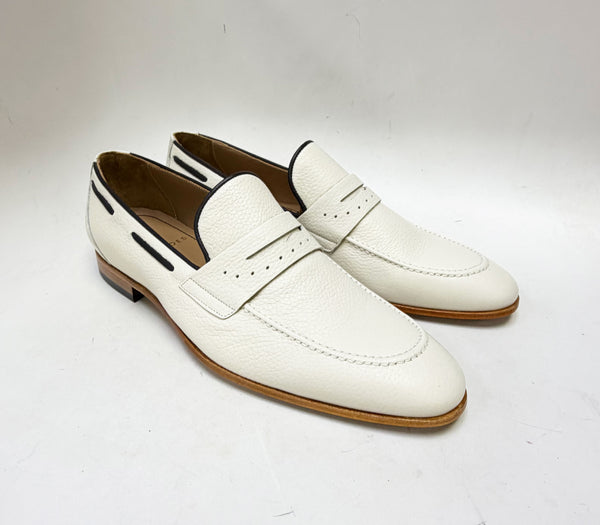 Style: 25190-Bone/Black