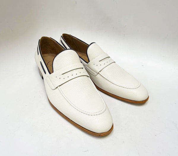 Style: 25190-Bone/Navy