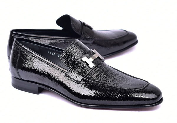 Style: 5760V-Black