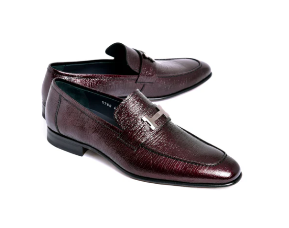 Style: 5760V-Burgundy