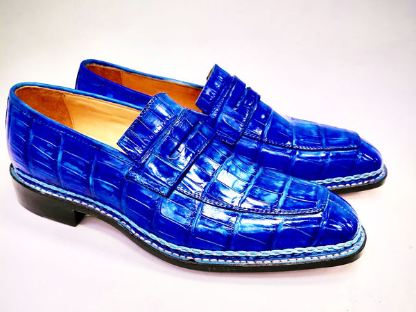 Style: Carolina-Blue