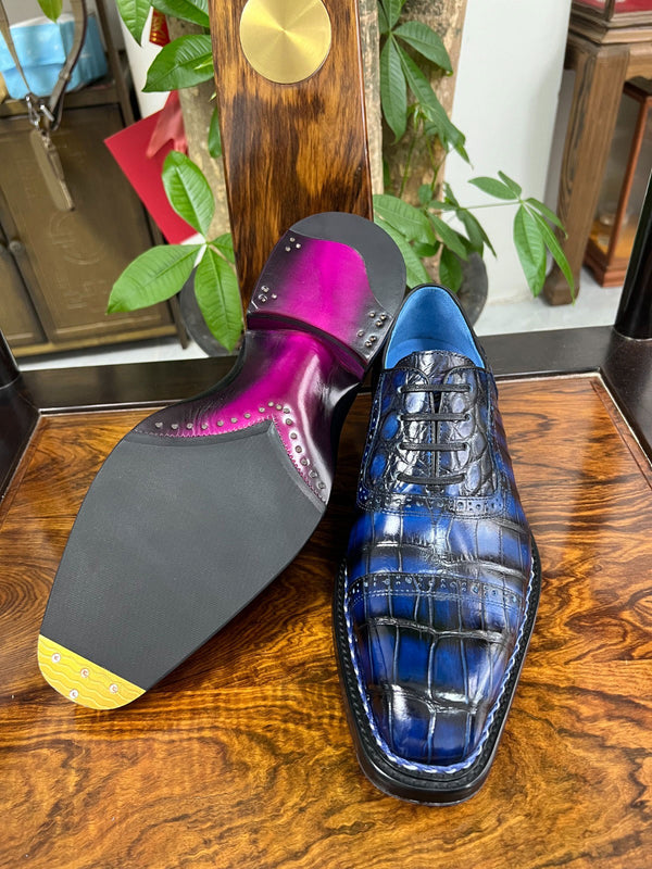 Style: Connoisseur-Blue