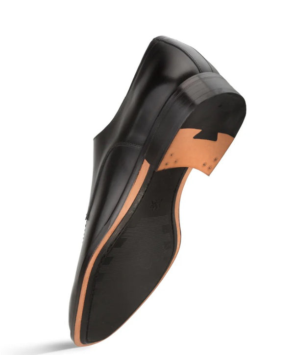 Style: Coventry-Black