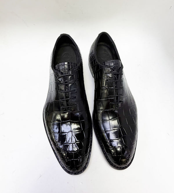 Style: Georgia-Black