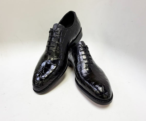 Style: Georgia-Black