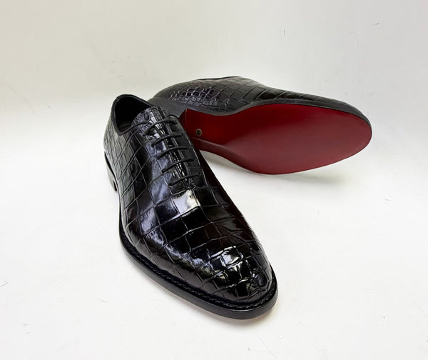 Style: Georgia-Black