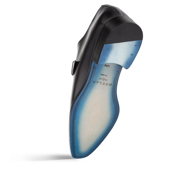 Style: Machado-Black