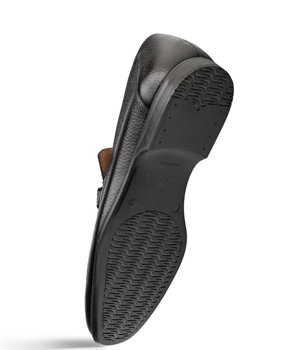 Style: Marinelli-Black