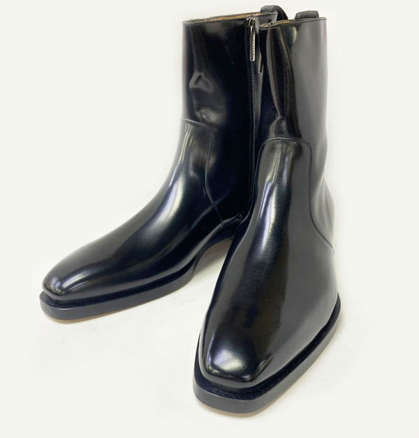 Style: Marquez-Black