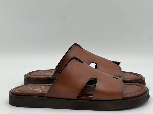 Style: Miami Beach-Camel