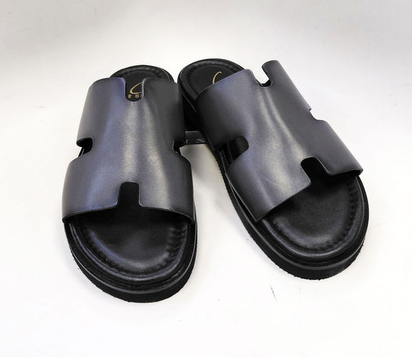 Style: Miami Beach-Charcoal