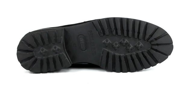 Style: Newport-P041B-Black Suede