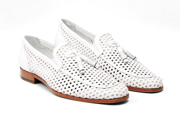 Style: R21836-White