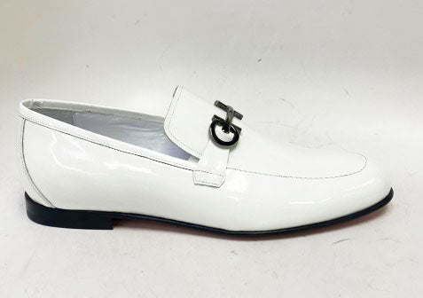 Style: 24020P-White
