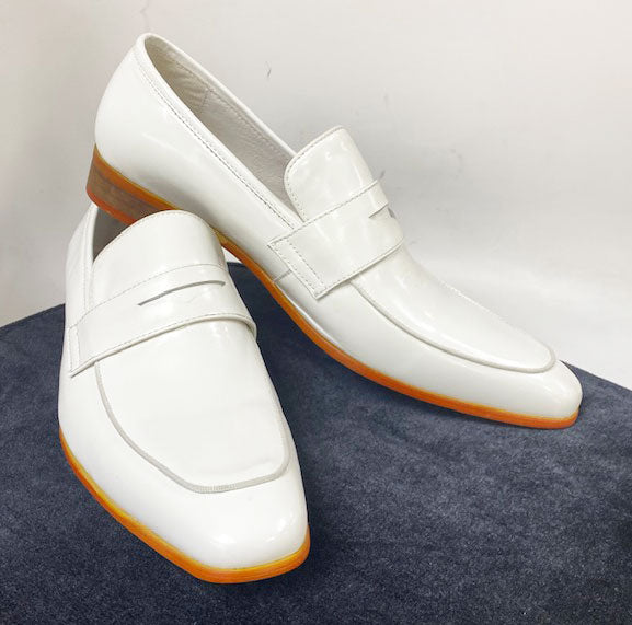 Style: 2240-12P-White