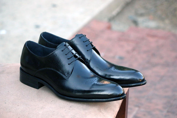 Burnished Calfskin Lace-Up Oxford Black