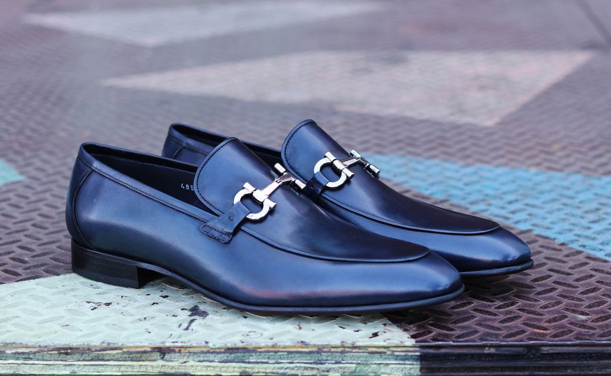 Corrente Men’s Navy Deer Skin Leather Tie-Less Cap Toe Slip-On Loafer