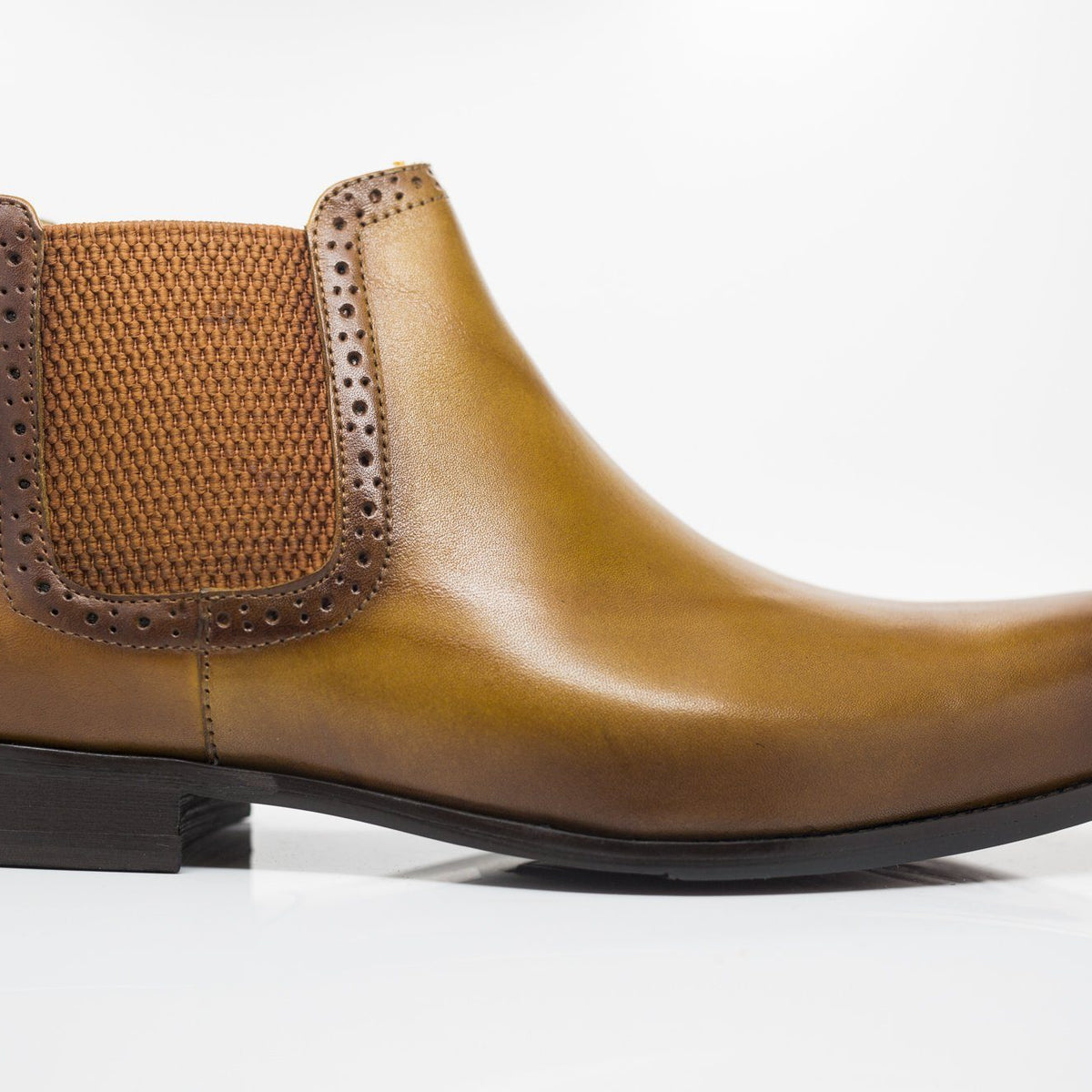 Carrucci Shoes Mens 8 Chelsea Boots‎ Cognac Dress Shoes Slip On Zip Up Crocodile Embossed Chelsea Boot - Carrucci Shoes main image 2