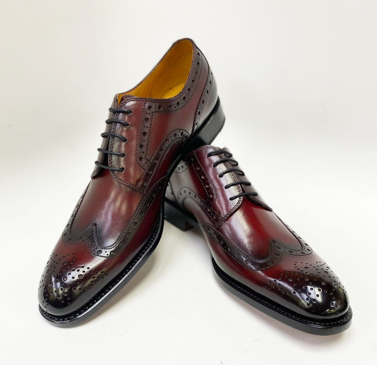 Burgundy hot sale wingtip shoes