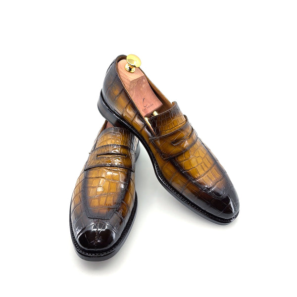 Ugo Vasare Alligator Penny Loafer - Caramel