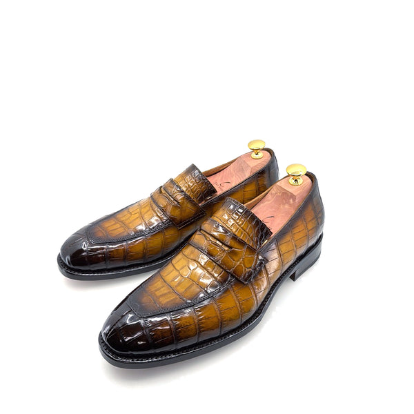 Ugo Vasare Alligator Penny Loafer - Caramel