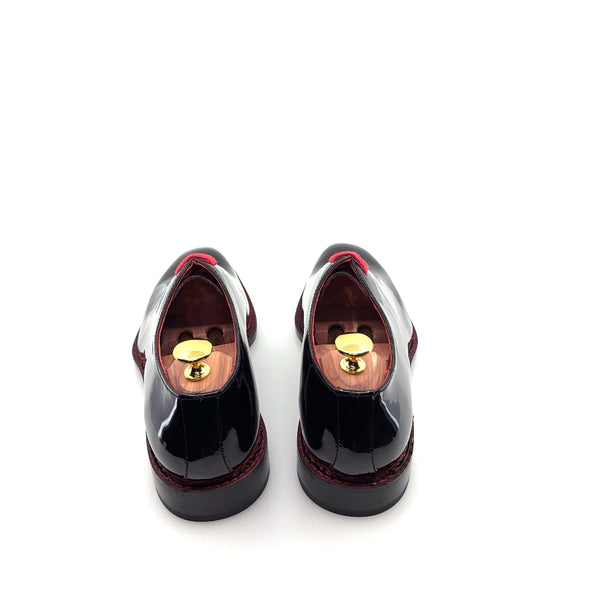 Ugo Vasare Jason Wholecut Patent  Calfskin Oxford - Black