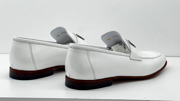 Style: 24306P-White