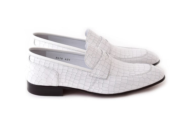 Style: 3470-White