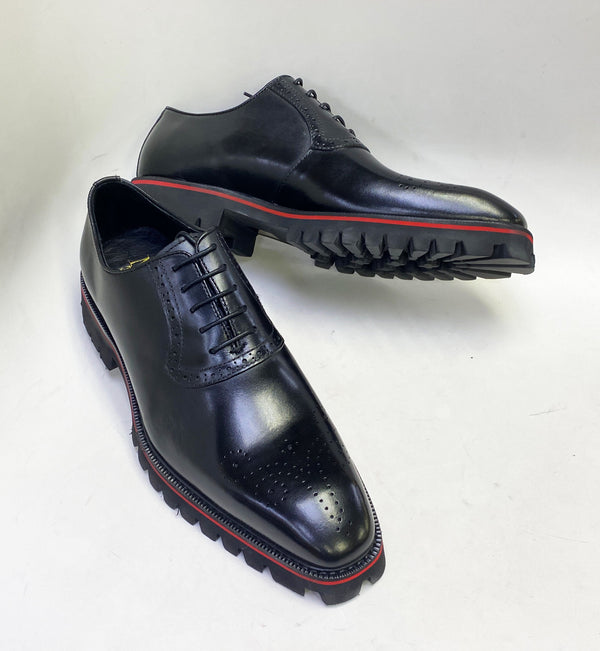 Style: 550-15-Black