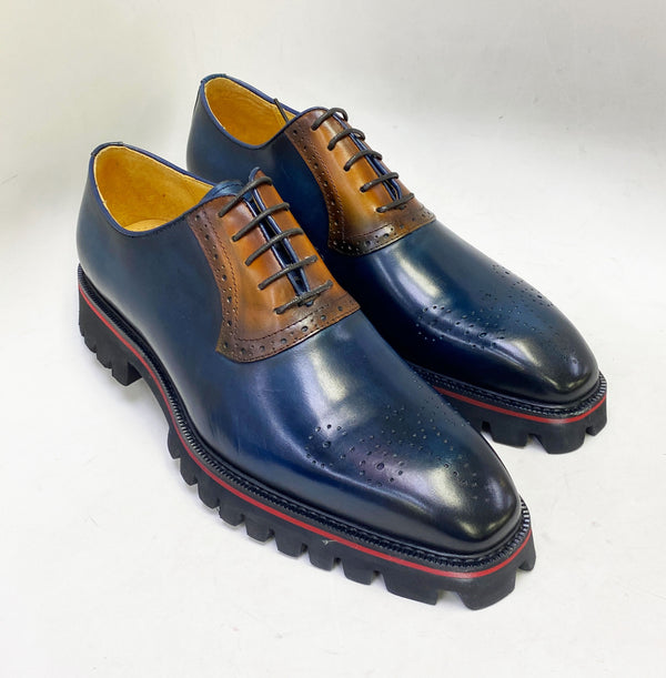 Style: 550-15-Navy/Cognac