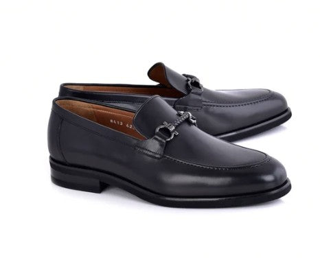 Corrente Leather Buckle Loafer - Black
