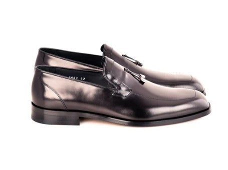 Corrente Lux Leather Tassel Loafer - Black