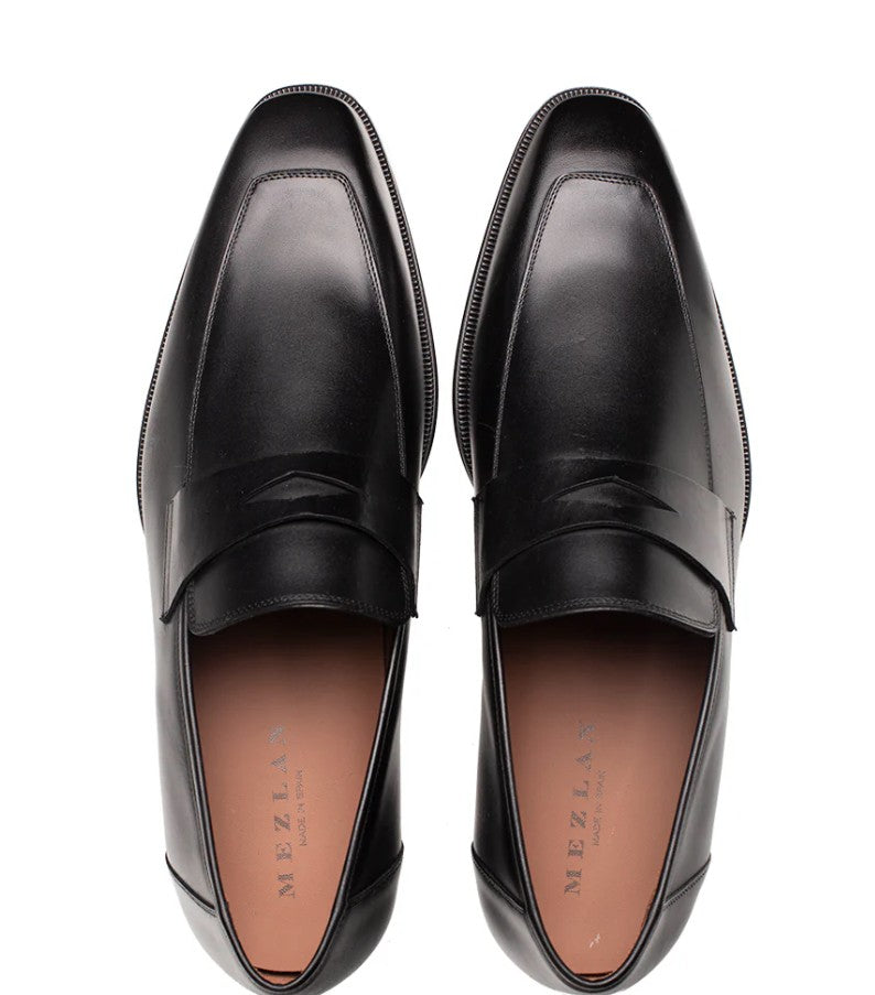 Style: Avenue-Black