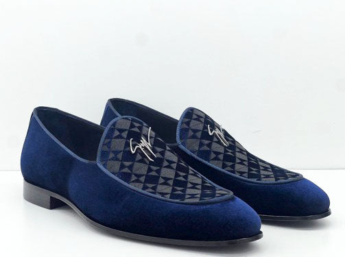 Style: Blue Velvet