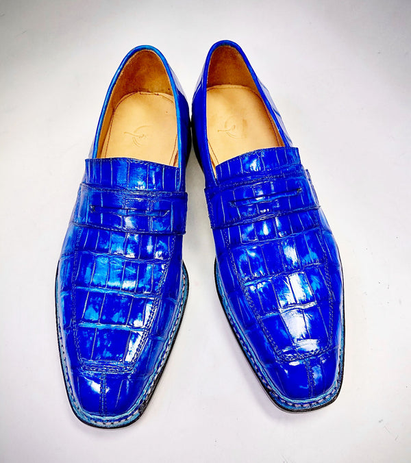 Style: Carolina-Blue
