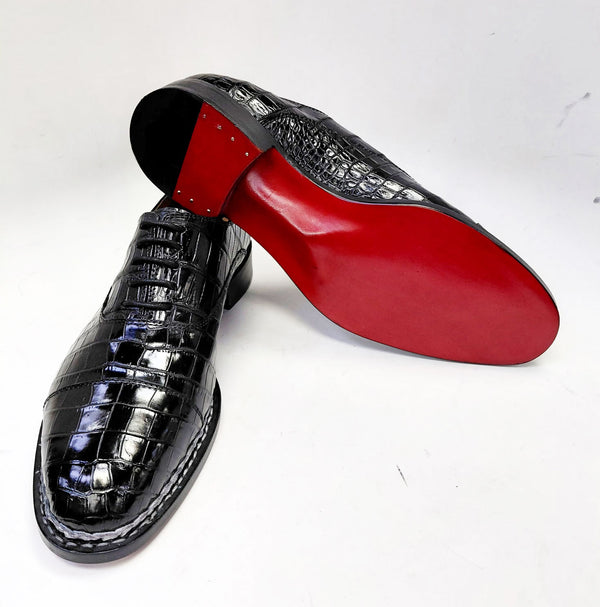 Style: Cleveland-Black