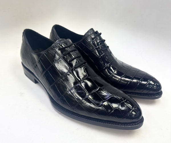 Style: Georgia-Black