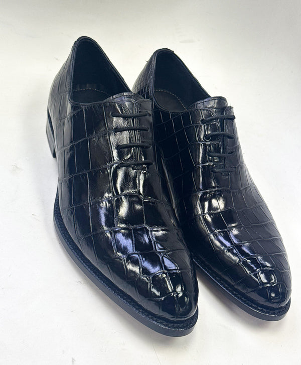 Style: Georgia-Black
