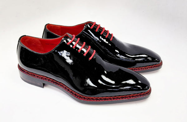 Style: Jason Wholecut Black