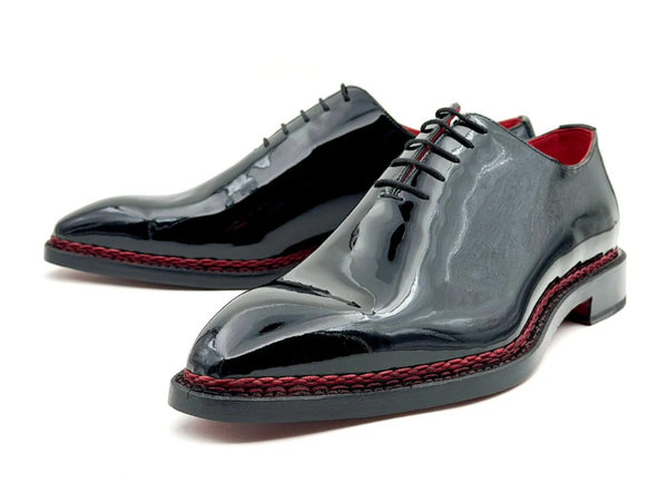 Style: Jason Wholecut Black