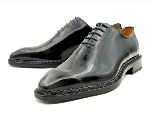 Style: Jason Wholecut Grey