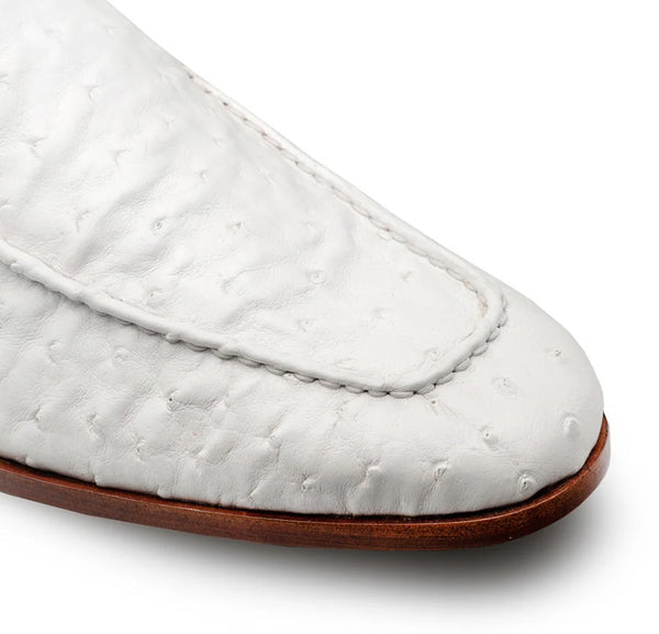 Style: Menor-White