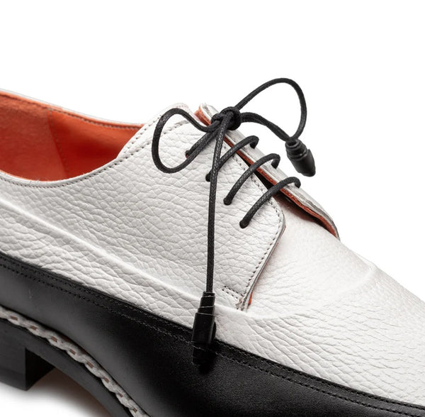 Style: Muro-Black/White