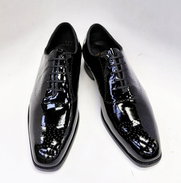 Style: Weston II Black Patent Leather